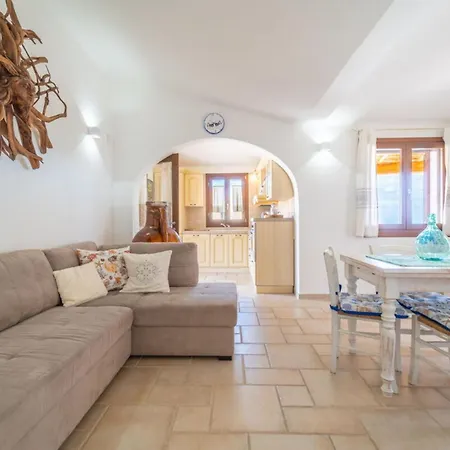 Filomena - By Searly Agrustos